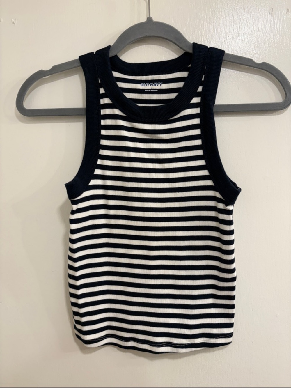 NWOT Old Navy Navy and White Striped Ribbed Cropped Tank Top